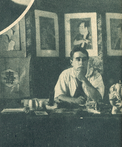 Jos Juan Tablada en el estudio de su residencia en Bogot